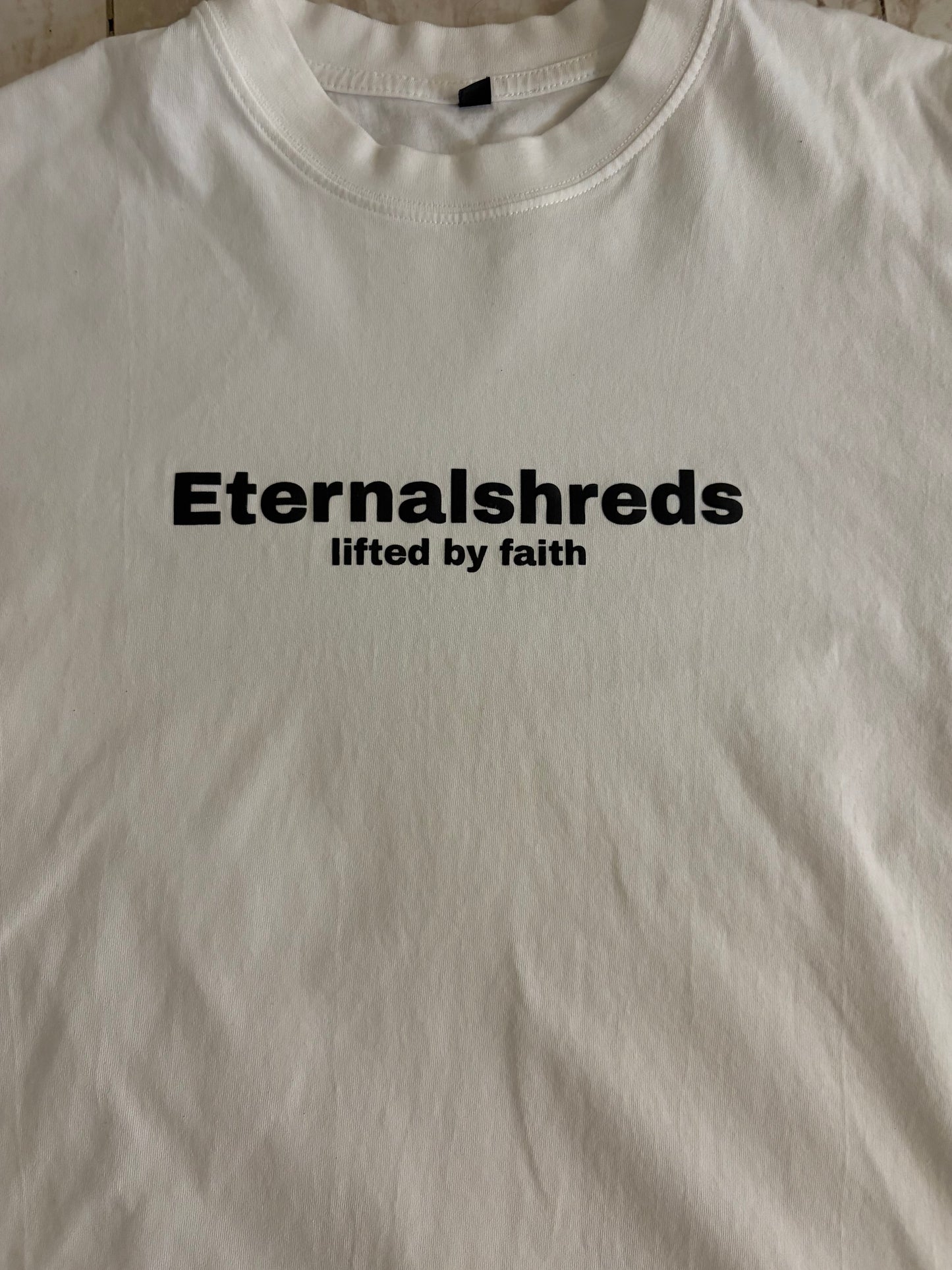 Eternalshreds Lifted by faith oversized Tee