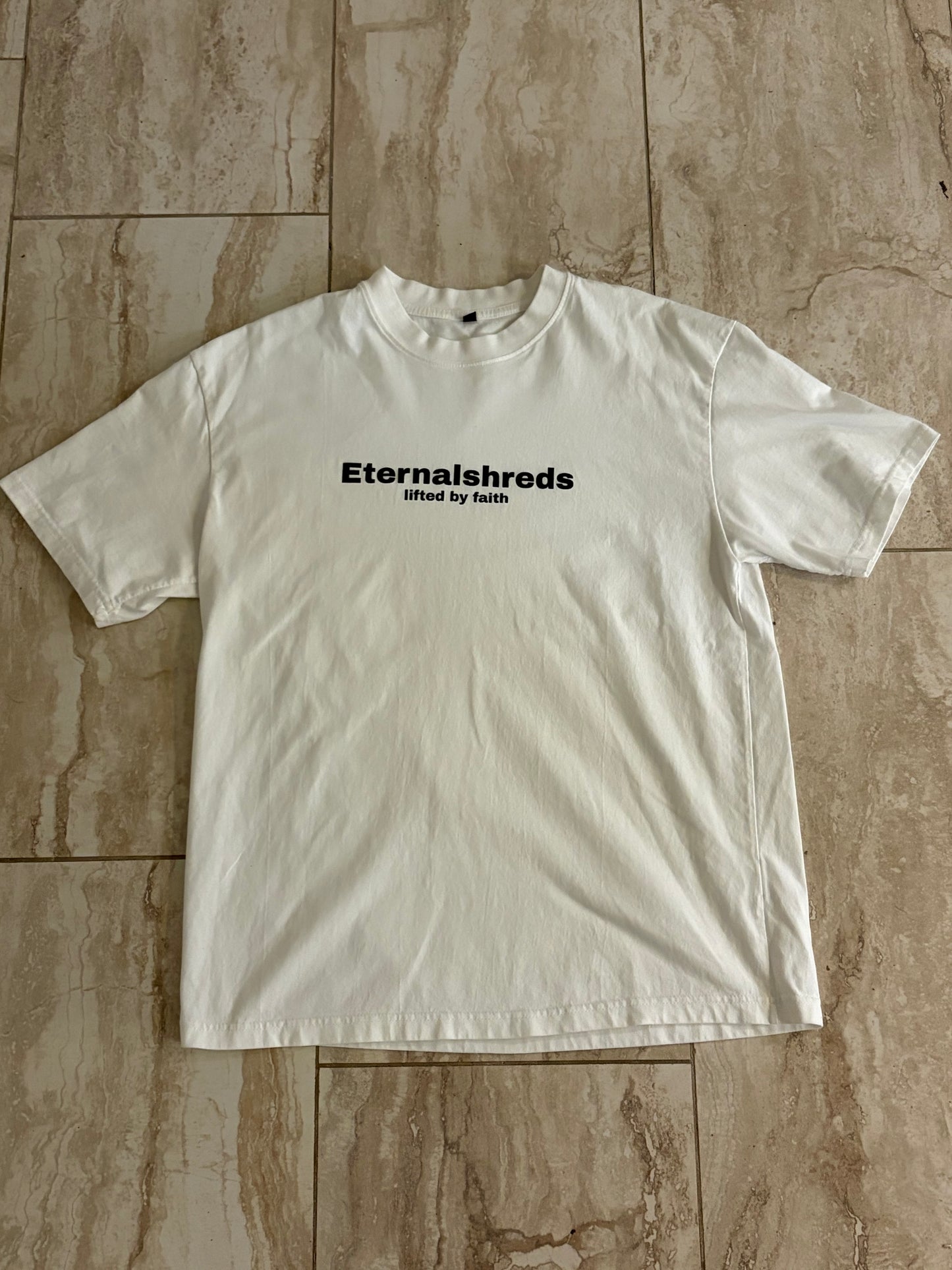 Eternalshreds Lifted by faith oversized Tee